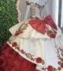 Gorgeous Gold Red Green Haft Quinceanera Suknie Charro Off The Shoulder Bow Zebrany Satin Ball Suknia Bal Sukienka Set 7th Grade Sweet 15 Dres