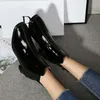 Vente chaude-nouvelles bottes à tête carrée miroir en cuir verni vin rouge noir avec des bottes hautes pour femmes