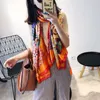 2019 Designer Plaid Foulard En Soie Femmes Imprimer Doux Pashmina Foulard Femme Poncho Wrap Qualité Châle Sjaal 180 90Cm265d