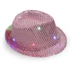 Chapeaux de Jazz LED clignotants, casquettes Fedora à paillettes, robe fantaisie, chapeaux de fête de danse, lampe unisexe Hip-hop, casquette lumineuse GGA2564