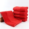 工場直接バッチの結婚式のタオル赤い綿の結婚式の拭き3575cm