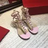 뜨거운 판매-2019 패션 정품 가죽 여성 플랫 발목 스트랩 리벳 샌들 여름 워메의 신발 36-40 B52