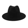 Unisex Flat Brim Wool Feel Fedora Hats z paskiem czerwony czarny patchwork jazzowy formalny kapelusz panama cap trilby chapau dla mężczyzn Women6929574