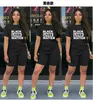 여성 반바지 운동복 블랙 삶 물질 문자 인쇄 두 조각 세트 T 셔츠 + 반바지 의상 여름 스포츠 정장 홈 의류 GGA3503