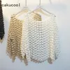 Cakucool Women Luxury Pearl Bead Blouse Guld Lurex Floral Lace Hollow Out Gullig skjorta Flare Ärm Elegant Blusa Pullover Femme T5190615