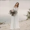 Tanie sukienki ślubne na plaży 2019 A-Line Szyfonowa Koronka Głęboka dekolt z długimi rękawami Backless Draped Bridal Suknia Gown Illusion