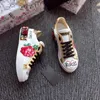 2021 Vit Svart Sticka Sneakers Män Låg Top Casual Skor Kvinnor Flat Kanvas Sneaker Retro Patchwork Sneakeres Bomullsnör Stor Storlek35-41