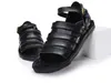 Handgefertigte Sandalen aus echtem Leder für den Sommer, lässige britische Retro-Flachsandalen für Herren mit römischen Sandalen, bequeme, atmungsaktive Gezeitenschuhe