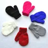 Bébé hiver mittens chauds enfants gants extensibles tricotés garçons filles couleurs solides patchwork mitten étudiant gratter mits mitts finger mitte