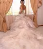 2020 diamanti di lusso sirena abiti da sposa robe de mariage perle corsetto di pizzo top a strati volant tulle arabo abiti da sposa Cathed6723039