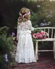 Abiti da ragazza di fiore Boho a maniche lunghe per matrimonio fino al pavimento in pizzo Abito da prima comunione per bambini Abiti da spettacolo vintage economici per ragazze