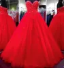 2020 Suknia Balowa Red Quinceanera Suknie Prom Party Kryształy Zroszony Aplikacje Dziewczyna Korant Suknie Sweet 16 Suknie QC1494