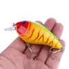 Vissen Lokt CB022 8 5CM 15 2G #4 Dreg Zwemmen Diepte 0 3-0 9m CRANKBAIT HAKEN 25pcs222y