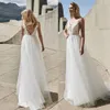 شاطئ Elbeth جيليس خط فساتين زفاف V الرقبة الرباط يزين أثواب الزفاف عارية الذراعين الاجتياح vestidos قطار فستان الزفاف رداء دي سواريه