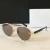 Högkvalitativa kvinnor Solglasögon 2020 Semicircle Frame Fashion Oval Cut Round Sun Glass med låda