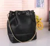 2021 Diseñador Crossbody Bag Monederos Moda Lady's Pequeño Un Hombro Diagonal Bolsa de Cuero Bolsa de Cubo Diseñador Bao Tide Baitao Negro YLF