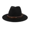 Fashion Felt Hat Cool Design National Style Grand en cuir Femmes Men Wide Wide Brim Bowler Derby Jazz ethnique Fedora Hat Panama Gambler H5974830