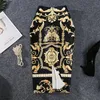 2019 neue europäische Frauen Herbst drucken Bleistift Rock Hohe Stretch Abstrakte Muster Midi Slip Hüftrock Weibchen T200104