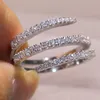 2019 Nouvelle Arrivée Bijoux Classiques Pur 100% 925 Argent Sterling Pave Blanc Saphir CZ Diamant Femmes Mariage Bague De Mariée Pour Le Cadeau Des Amoureux