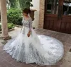 3/4 Długie Rękawy Suknie Ślubne V Neck Srebrna Koronka Aplikacja Kaplica Pociąg Custom Made Wedding Bridal Suknia Plus Size Vestido de Novia