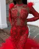 붉은 화려한 2020 깃털이 흑인 소녀 인어 댄스 파티 드레스 긴 소매 보석 목 환품 정식 아랍어 이브닝 가운