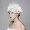 Vintage Birdcage welon kapelusz z piórkami 1920. eleganckie boho ślubne nakrycia głowy fascynujące kobiety ślubne czapki dla panny młodej 2022 Trend Brid1863508