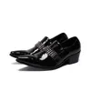 Siyah Erkek Sivri Burun Elbise Gerçek Deri Düğün ayakkabı erkekler Metal Zinciri Biçimsel Shoes Yüksek Topuklar Yeni Stil Batı