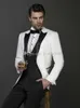 Beau One Button Groomsmen Peak Lapel Groom Tuxedos Hommes Costumes Mariage / Bal / Dîner Meilleur Blazer Homme (Veste + Pantalon + Cravate + Gilet) A324
