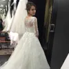 2020 elegante da praia wedidng Vestidos Sereia Pescoço V Lace Applique vestidos de noiva com meia manga Varrer Vestidos de casamento de trem