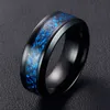 男性のための黒い銀316Lのステンレス鋼のリングの結婚式のバンドの青い炭素繊維のドラゴンリング