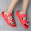 Kvinnor Gelé Skor Sommar Sandaler Kvinna Flat Skor Casual Ladies Slip på Tofflor Kvinna Godisfärg Öppna Toe Beach Sandals1