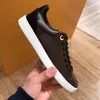 Vit vår höst Fritidsskor kvinnor 100 % läder snörning sneaker mode dam designer Löparträning Bokstäver kvinna sko Platttryckt män gym sneakers storlek 35-45