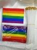 14 * 21 cm gay pride Piccola bandiera nazionale arcobaleno sventolando bandiere con pennoni in plastica per la decorazione della parata sportiva 721