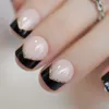 短いフランスのネイル紫外線ジェルブラックのヒントゴールドの輝き角度の装飾された粘着タブを持つ女性のための自然な偽の爪