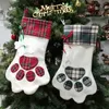 Nouveaux sacs-cadeaux de Noël à carreaux Pet Dog Cat Paw Chaussettes Chaussettes Ornements d'arbre de Noël