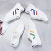 Primavera di fascia bassa 2019 nuove scarpe di marea Scarpe di tela da uomo e da donna coreane Joker studente casual nuove sneakers basse antiscivolo moda coreana
