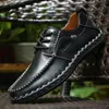 Oryginalna skóra Luksusowa marka Mężczyzna Casual Shoes Lace-Up lub Slip-on Men's Suit Sukienka Buty Buty Zapatos Kierowcy Mokasyny