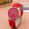 Mode Vrouwen Legering Jurk Horloges Armband Geneva Romeinse cijfers Echt leer Analog Quartz Polshorloge Casual Watch Relogio.