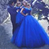Śliczne Tanie Princess Royal Blue Girls Pagews Suknie Off Ramię Tulle Perły Zroszony Suknie Balowe Dzieci Party Dla Ślubnych Kwiat Girl Sukienki