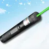 Caneta apontadora laser verde com foco ajustável, partida iluminada Lazer 303 estrela com chave 22mmX158mm (bateria não incluída) 20PCS/LOT