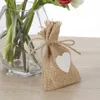 10pcs Imprimer Linge Jute Sac à linge Sac-cadeau Cordon Sacs Candy Sacs Mariage avec motif cardiaque