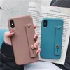 Чехол для держателя телефона для iPhone12 11PRO XR XS MAX Самоклеточный запястье Ремень ремешок для ремешка силикона для iPhone 7 8 плюс горячий