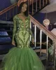 Modest Black Girls Green Mermaid Prom Dresses Long Sleeves Sequins Appliqued Tulle Plunging Illusion Formal Evening Wear Party Gowns 401 401