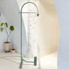 Étagère à vêtements simple étagère de sol pour meubles de chambre à coucher stockage de supports en tissu domestique