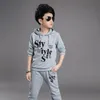 Hot New Spring Garçons Lettre Imprimer Enfants Cortton Vêtements Ensemble Bébé Vêtements À Manches Courtes À Manches Longues Hoodies Pantalon Enfants Sport Costume