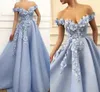 New Light Blue Vestidos 2020 A-Line Off The Shoulder Flores apliques Dubai Arábia Árabe Longo vestido de noite Prom Dress