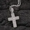 Europa och Amerika Mode halsband Gult guldpläterad full CZ Cross Pendant Halsband för män Kvinnor Trevlig present