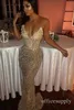 Glänsande Bling Sequins Sweetheart Mermaid Prom Klänningar Ärmlös Ljus Champagne Deep V Neck Long Sweep Train Aftonklänningar