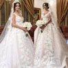 2019 Schulterfreie Spitze-Ballkleid-Hochzeitskleider Kapellen-Schleppe Brautkleider in Übergröße Benutzerdefiniertes saudi-arabisches Hochzeitskleid