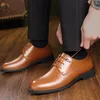 Nya Mens Rormal Skor Äkta Läder Italienska Brand Business Derby Man Skor Lace-up Casual Concise Comfort Men Oxfords Handgjorda FSDX-FA